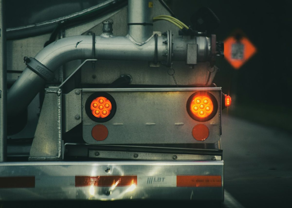 Air Brake Basics Every New Driver Should Understand